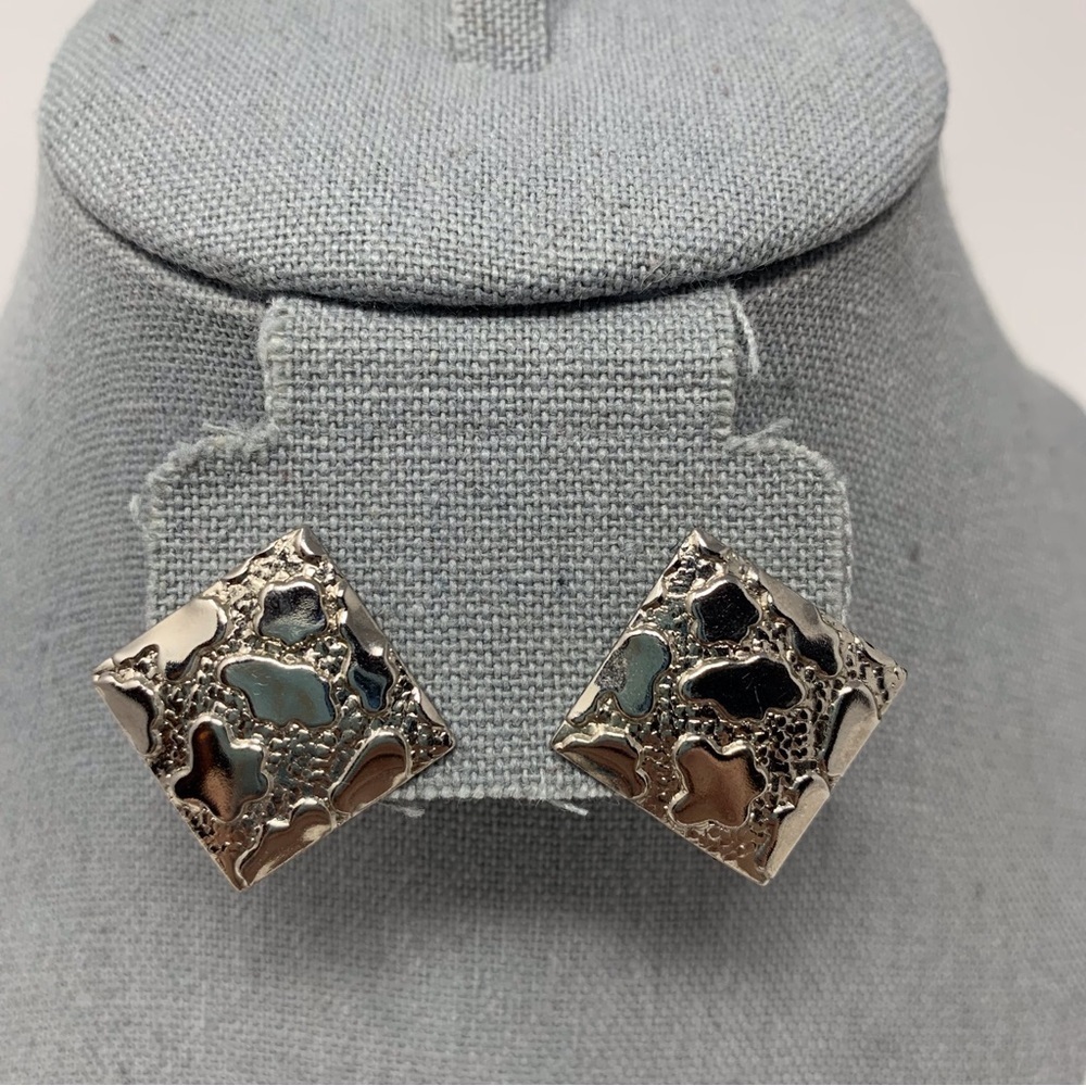 Geometric Earth Nature Square Speckled Silver Tone Stud Earrings